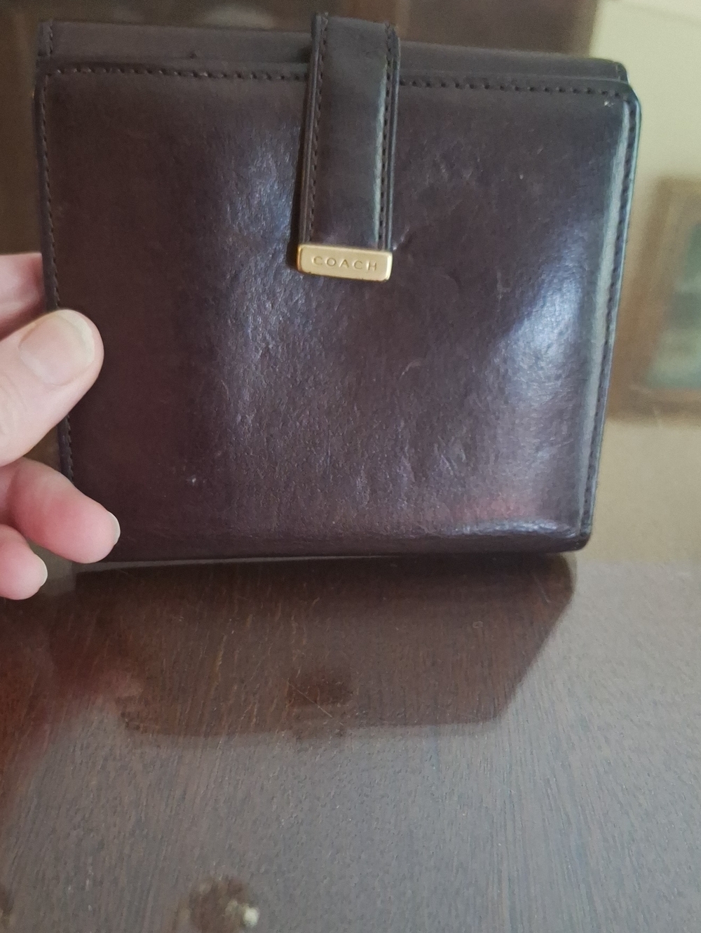 Vintage COACH Dark Brown Leather Bifold Wallet with Gold-Tone Plaque